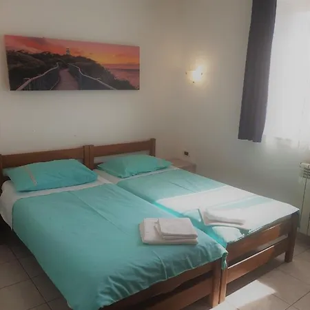 Barbara Gregovica * Пула