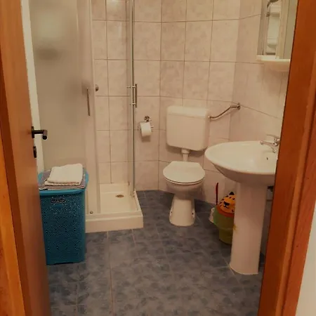 아파트 Barbara Gregovica