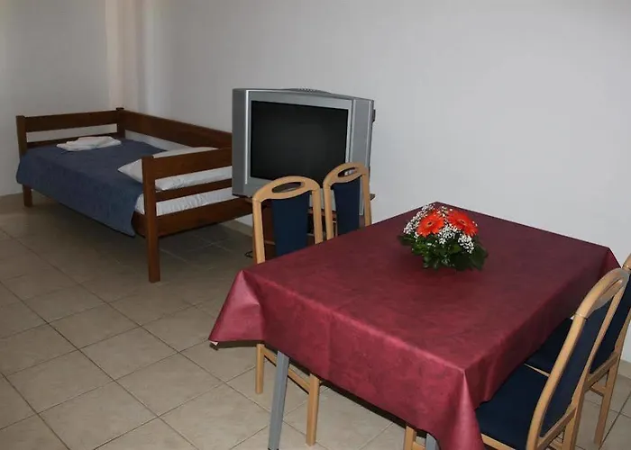 Barbara Gregovica * Pula